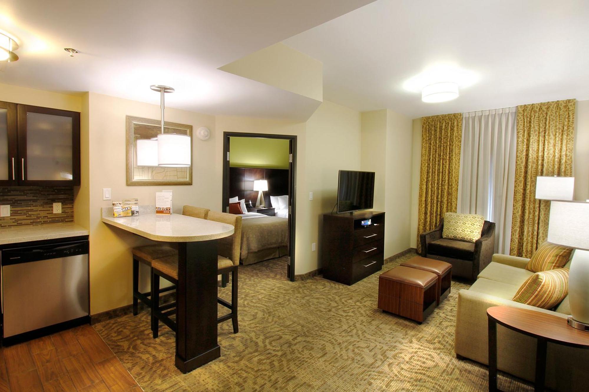 Staybridge Suites Chihuahua By Ihg Exterior photo